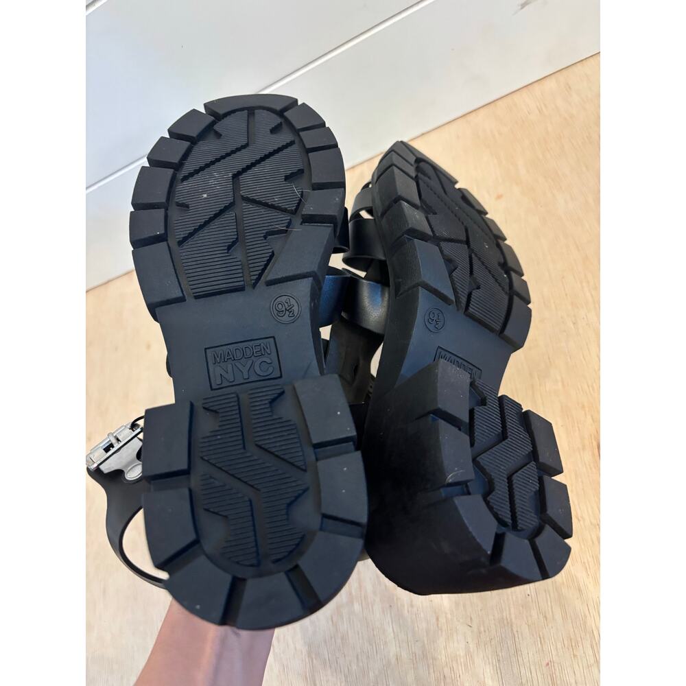Madden NYC Women's Fisherman Sandals Foam Insole Chunky Platform Size 9.5 NWOB - Picture 5 of 6
